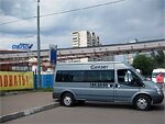 Бесплатный автобус Genser в пункт аренды автомобилей АрендаАвто-кус на ул.Добролюбова